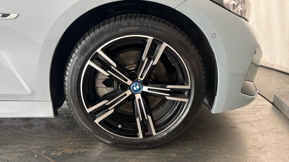 BMW 3 SERIES Image 20