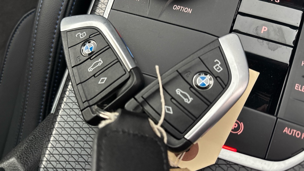 BMW 3 SERIES 2 keys