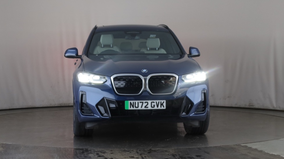 BMW iX3 Image 8