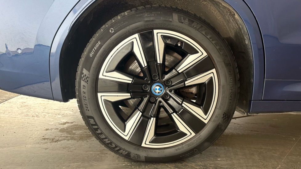 BMW iX3 Image 19