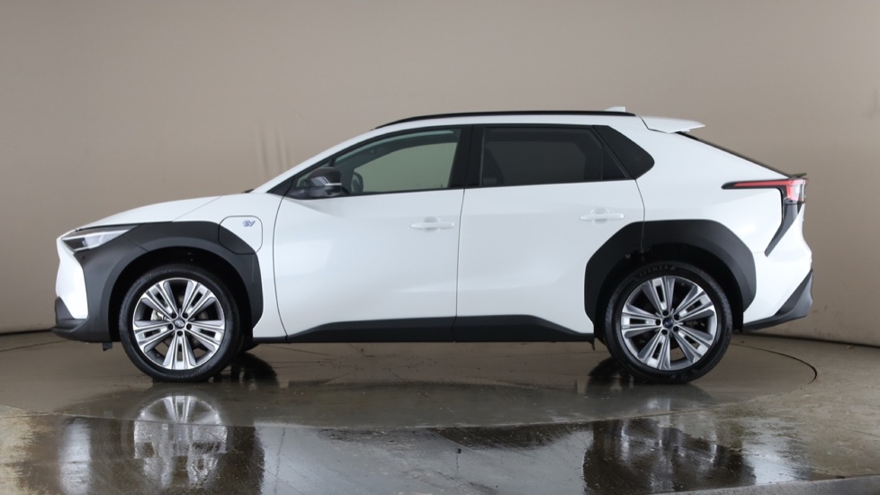 SUBARU SOLTERRA Image 2