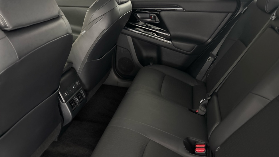 SUBARU SOLTERRA Image 14