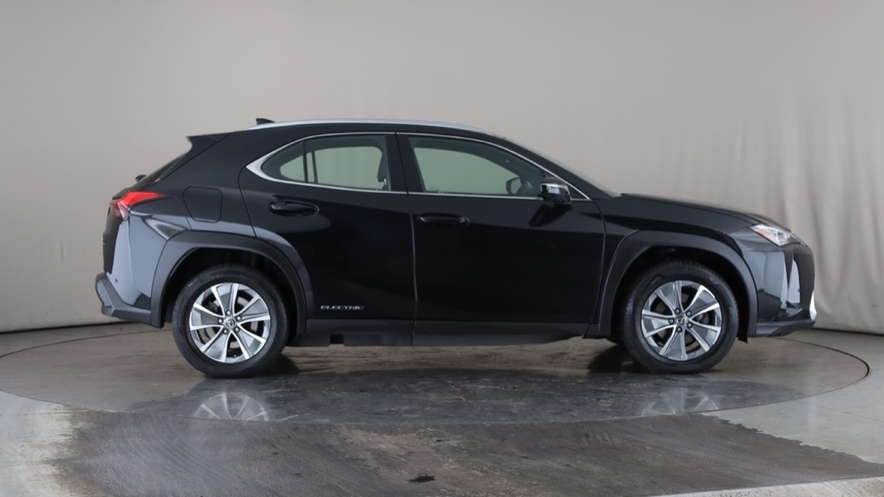 LEXUS UX Image 6