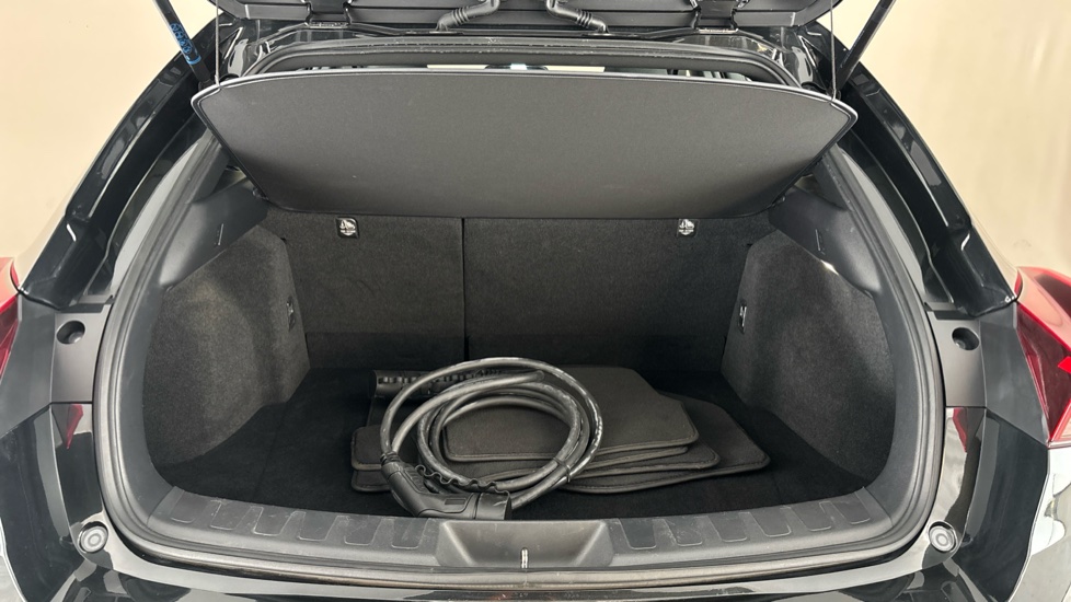 LEXUS UX Image 15