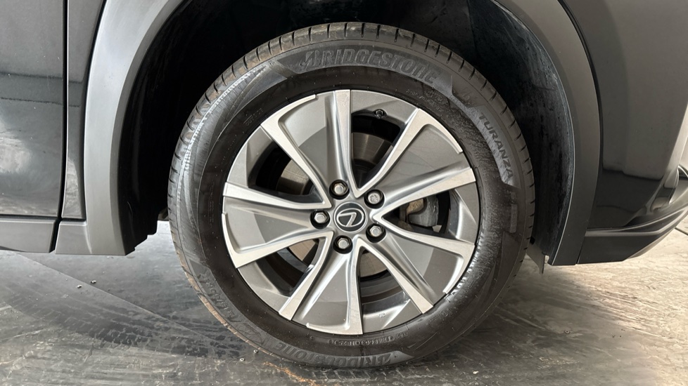 LEXUS UX Image 20