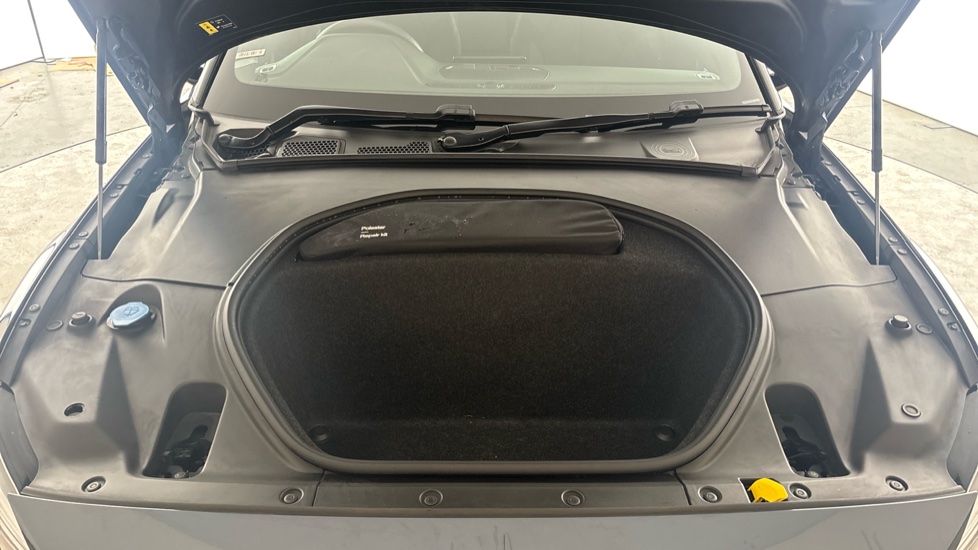 POLESTAR 2 Image 16