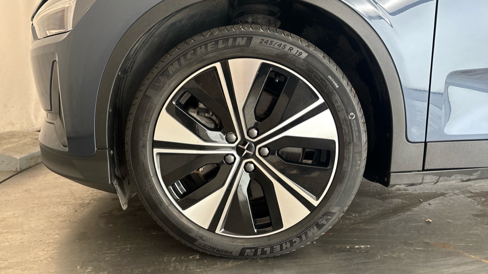 POLESTAR 2 Image 17