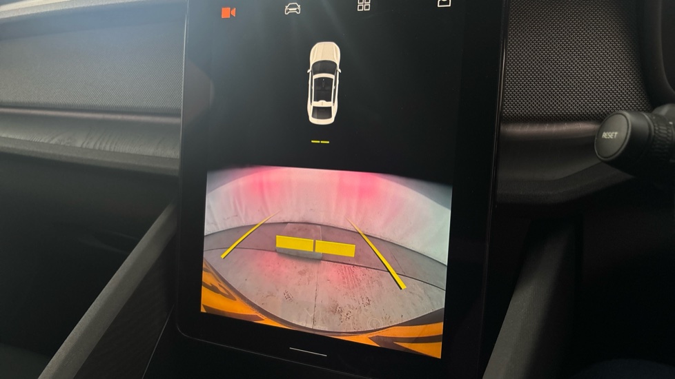 POLESTAR 2 reverse camera