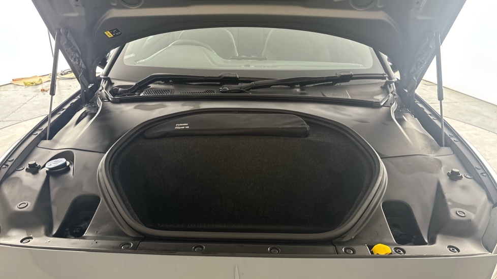 POLESTAR 2 Image 16