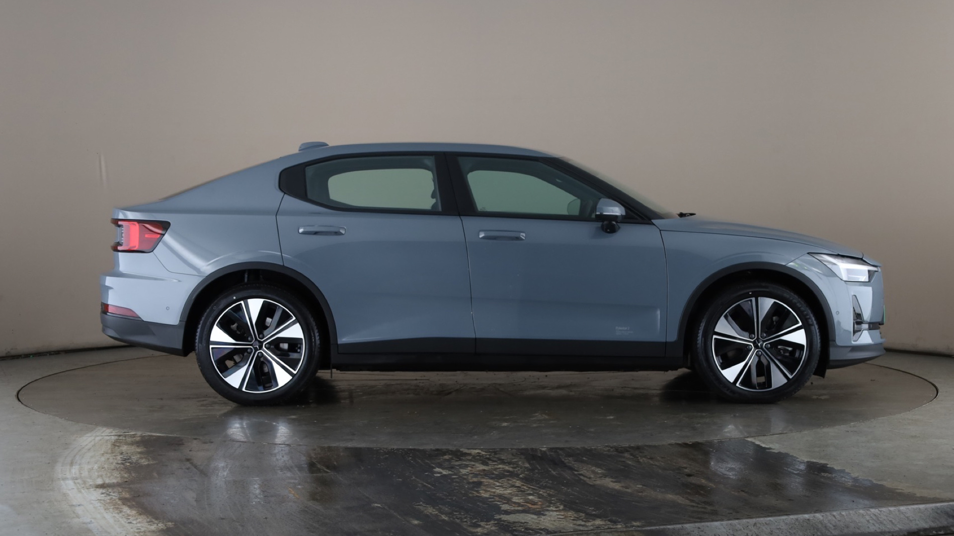 4020854 170kW 69kWh Standard Range SM [Pilot] 5dr Auto