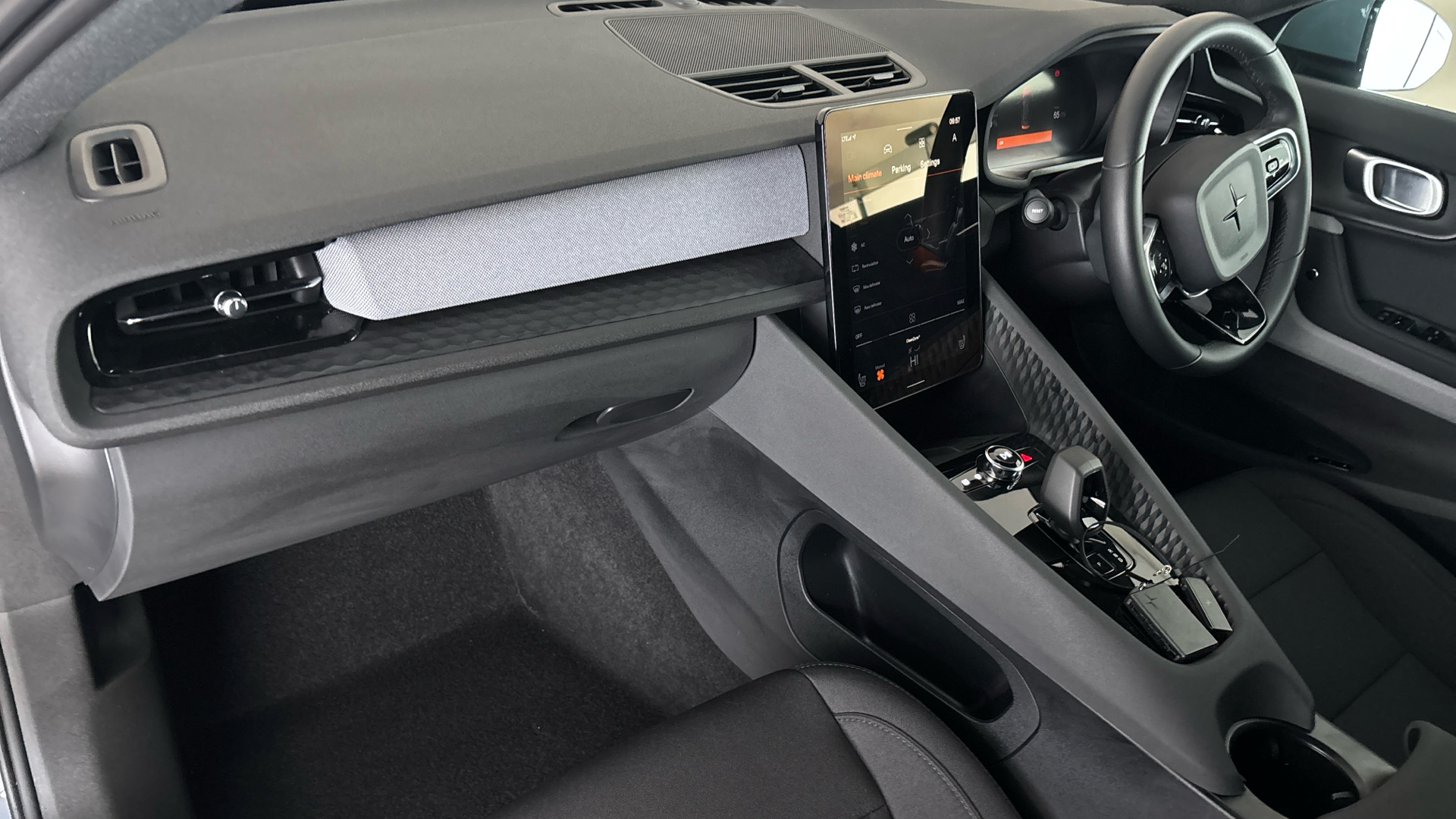 4020854 170kW 69kWh Standard Range SM [Pilot] 5dr Auto