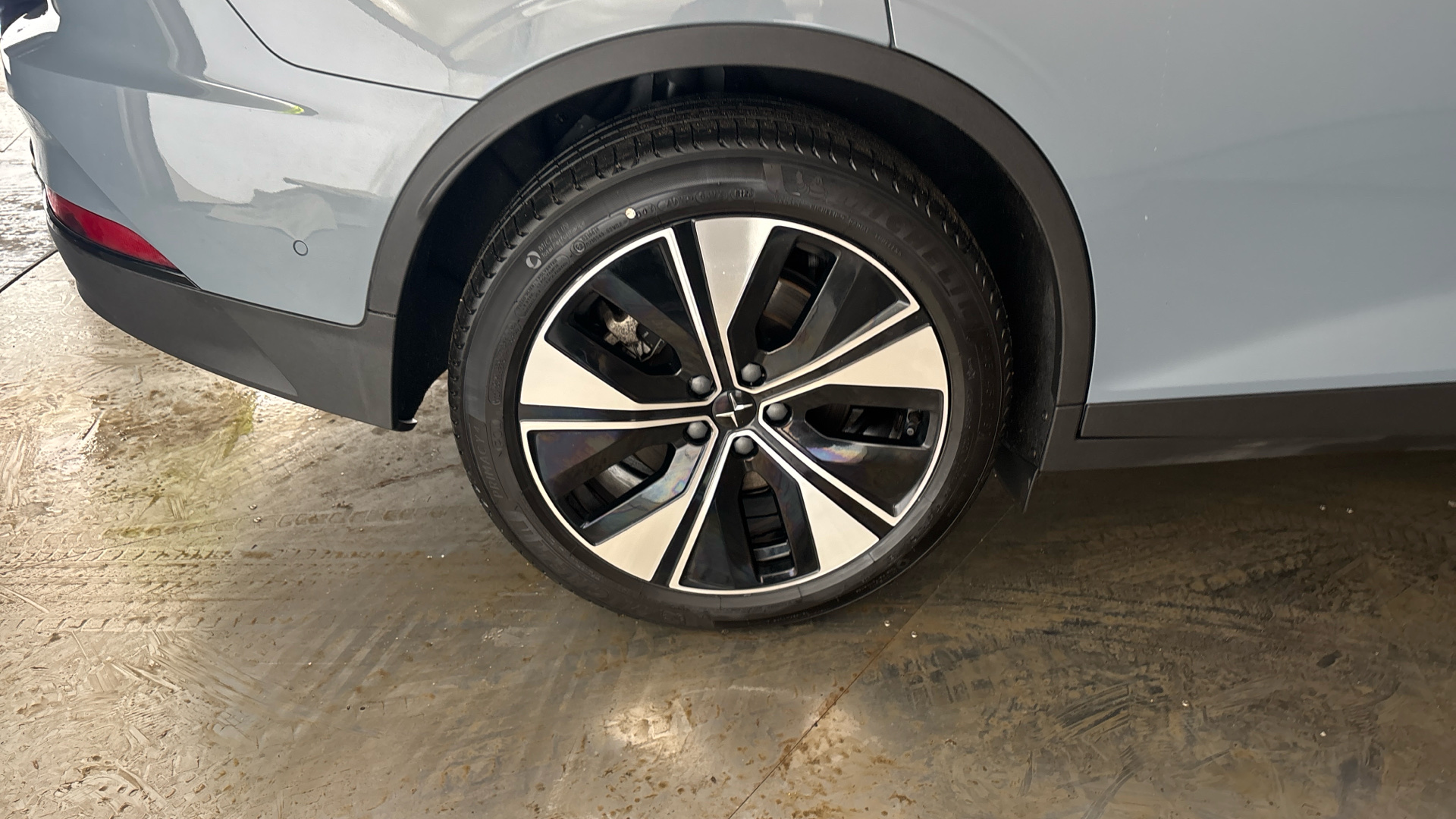 4020854 170kW 69kWh Standard Range SM [Pilot] 5dr Auto