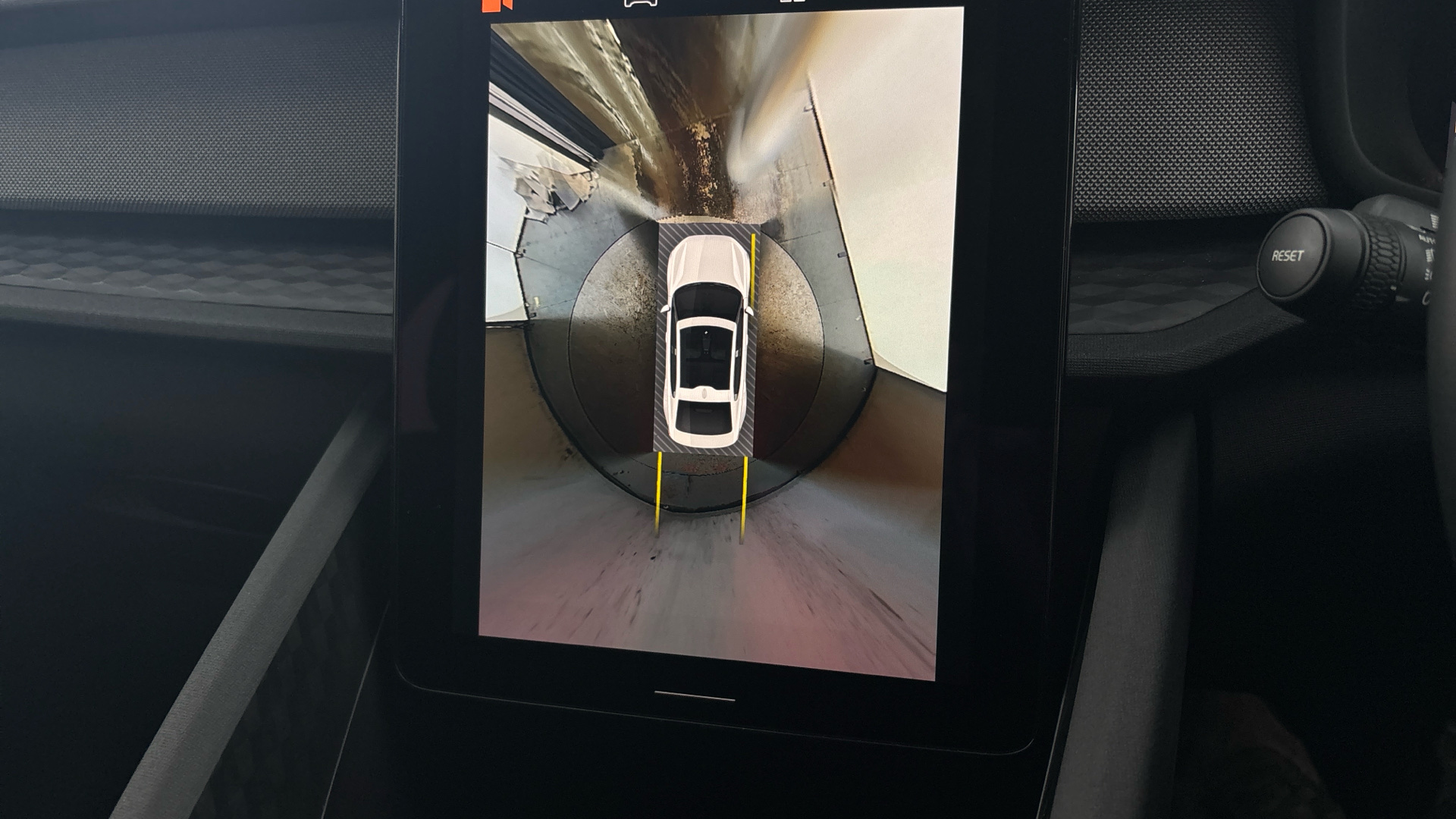 4020854 170kW 69kWh Standard Range SM [Pilot] 5dr Auto