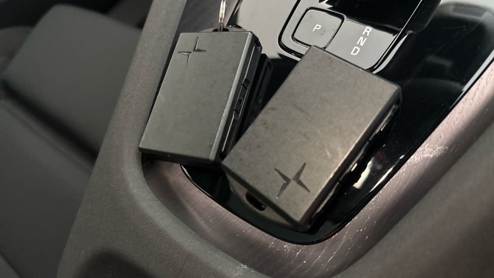 POLESTAR 2 2 keys