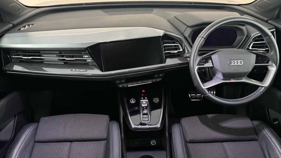 AUDI Q4 Image 11