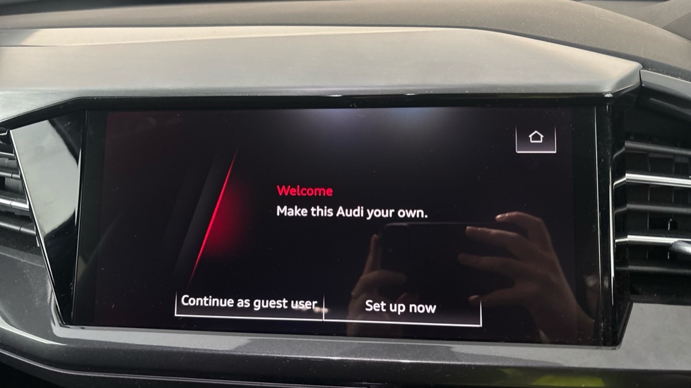 AUDI Q4 Image 12