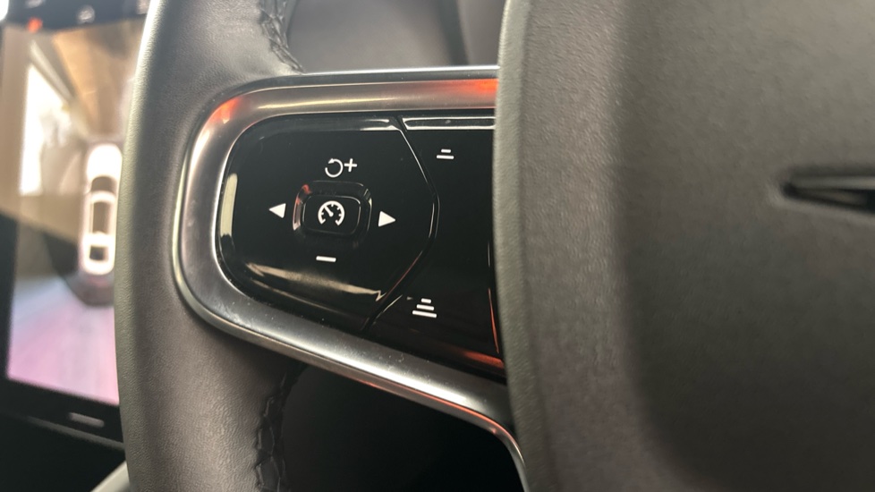 POLESTAR 2 cruise control