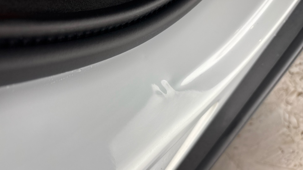 POLESTAR 2 Dents