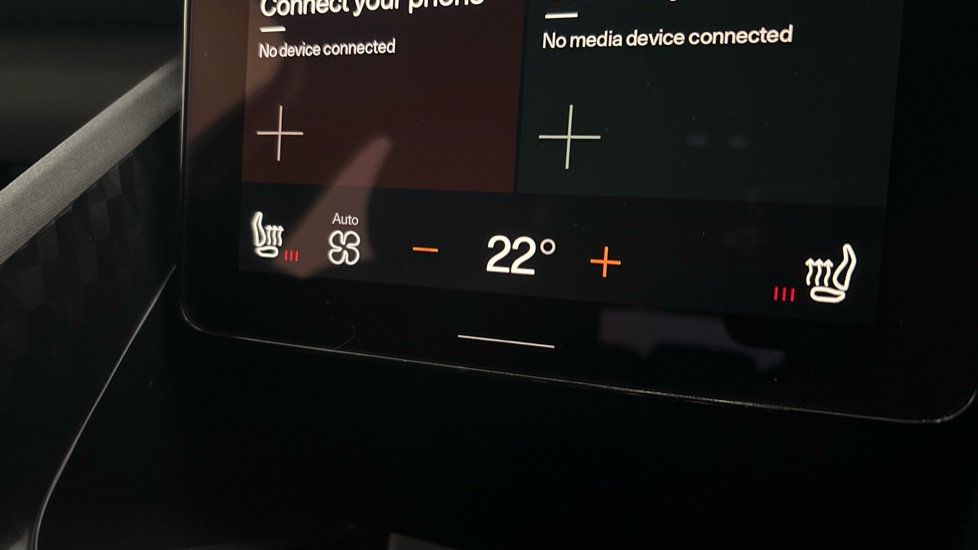 POLESTAR 2 Heated seats