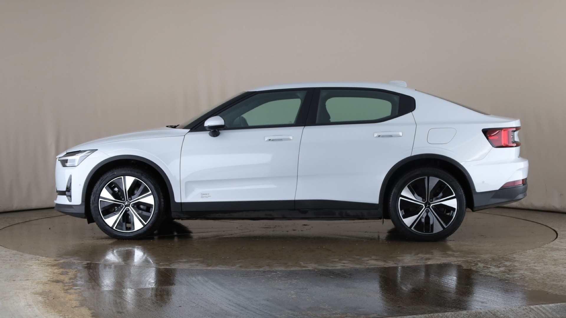 170kW 69kWh Standard Range SM [Pilot] 5dr Auto [2023]