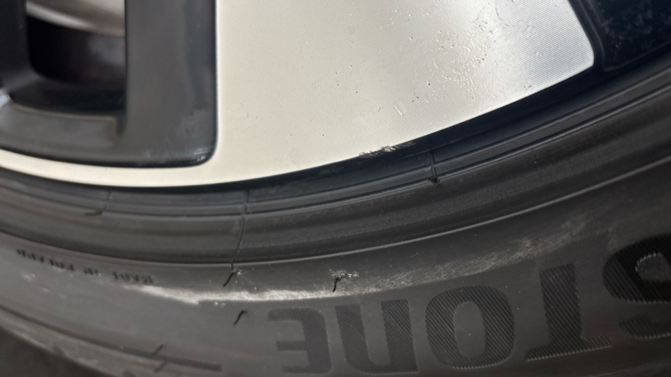 POLESTAR 2 scuff