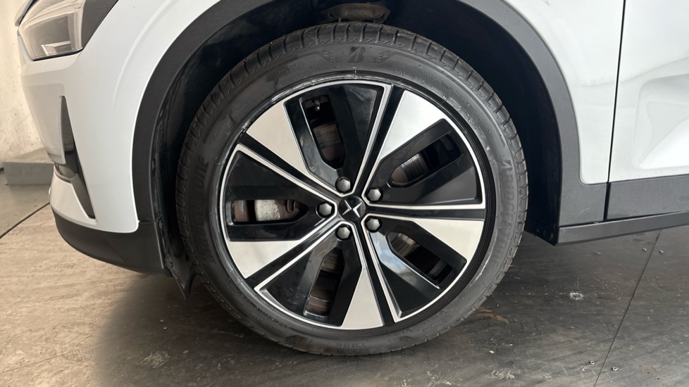 POLESTAR 2 Image 17