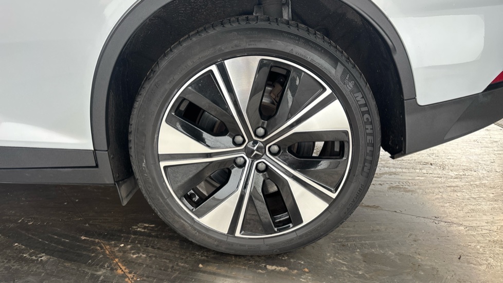 POLESTAR 2 Image 18