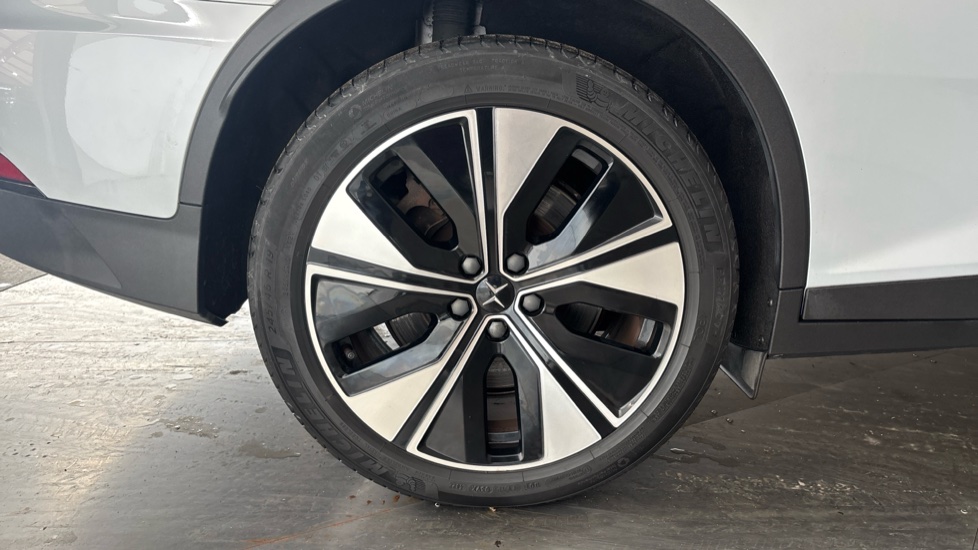 POLESTAR 2 Image 19