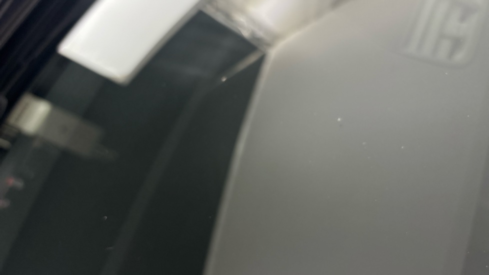 POLESTAR 2 chips