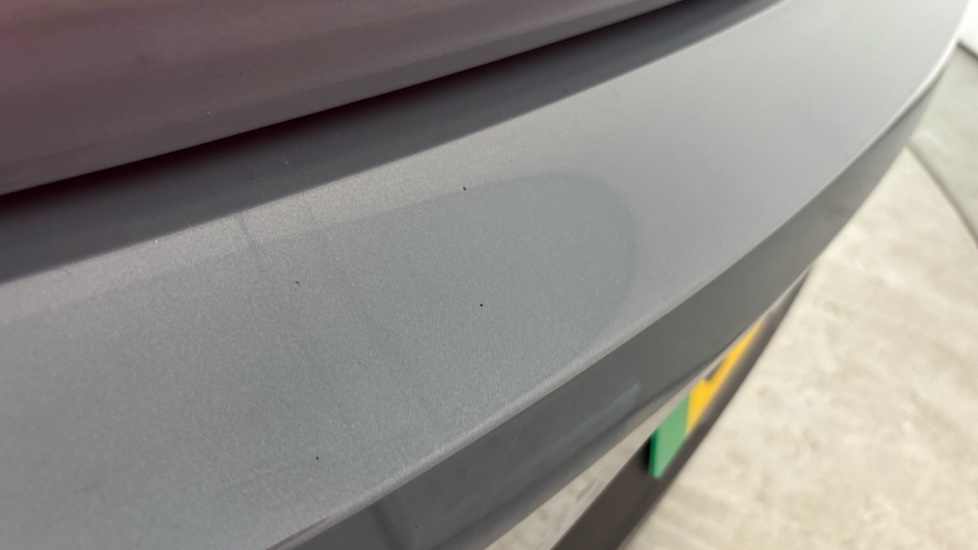 POLESTAR 2 chips