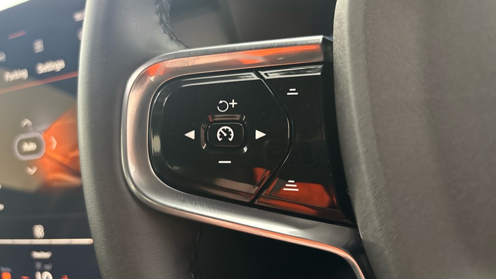 POLESTAR 2 Cruise control