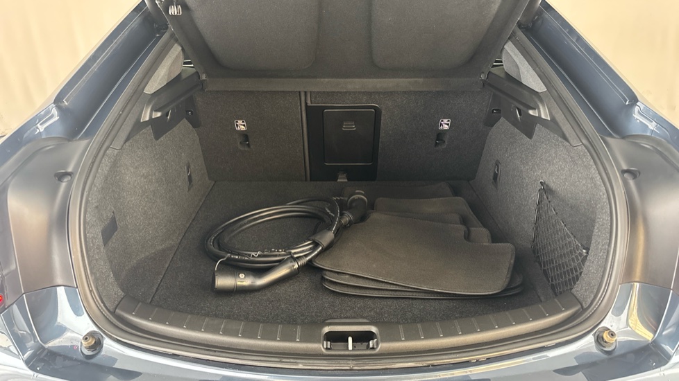 POLESTAR 2 Image 15