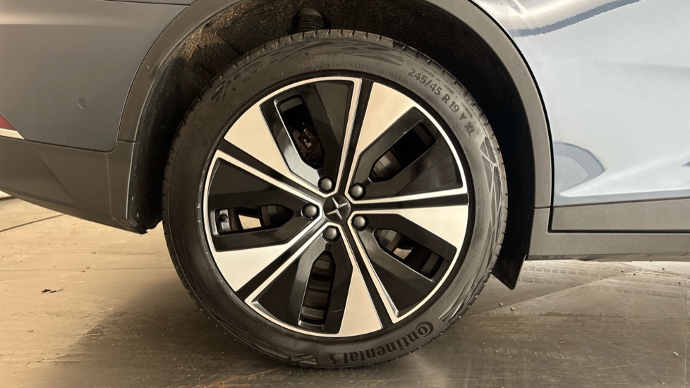 POLESTAR 2 Image 19