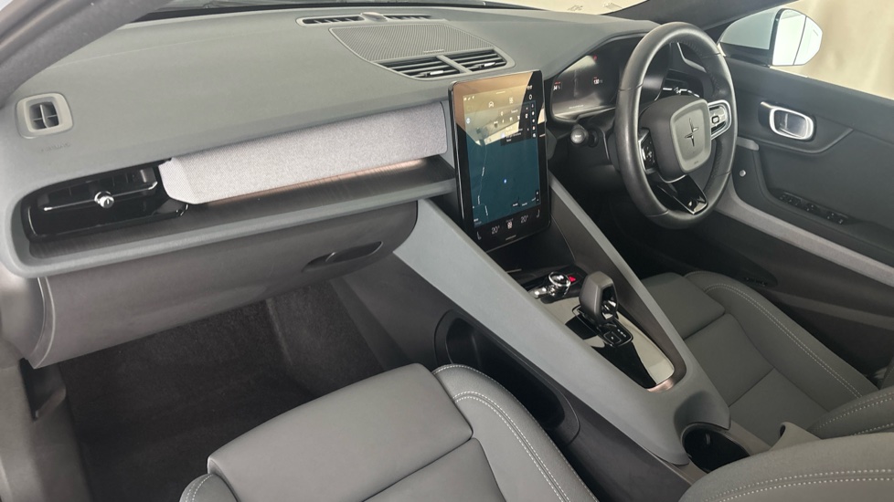 POLESTAR 2 Image 10