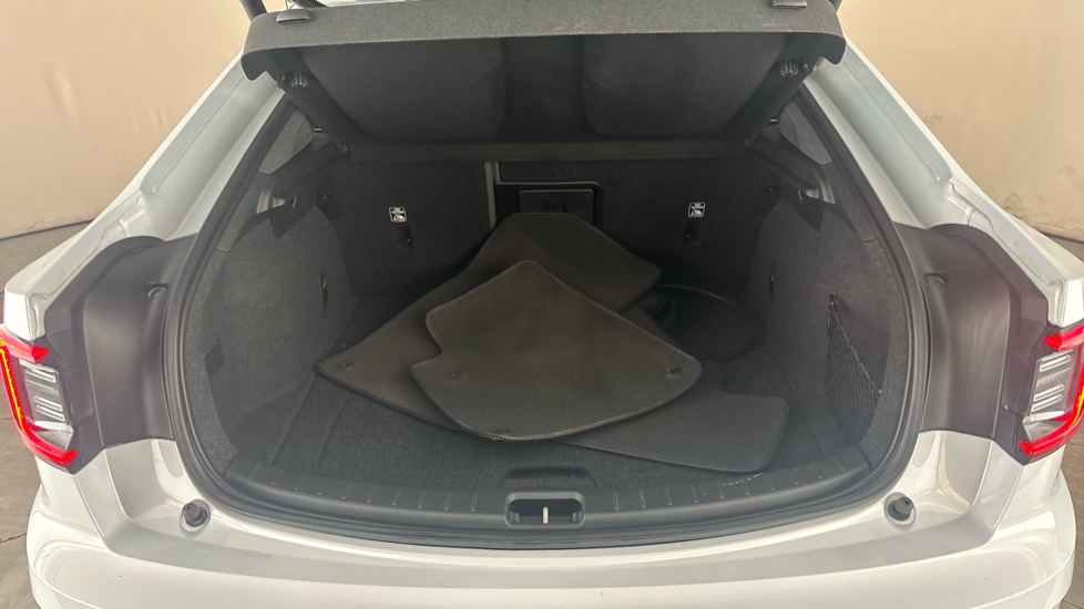 POLESTAR 2 Image 15