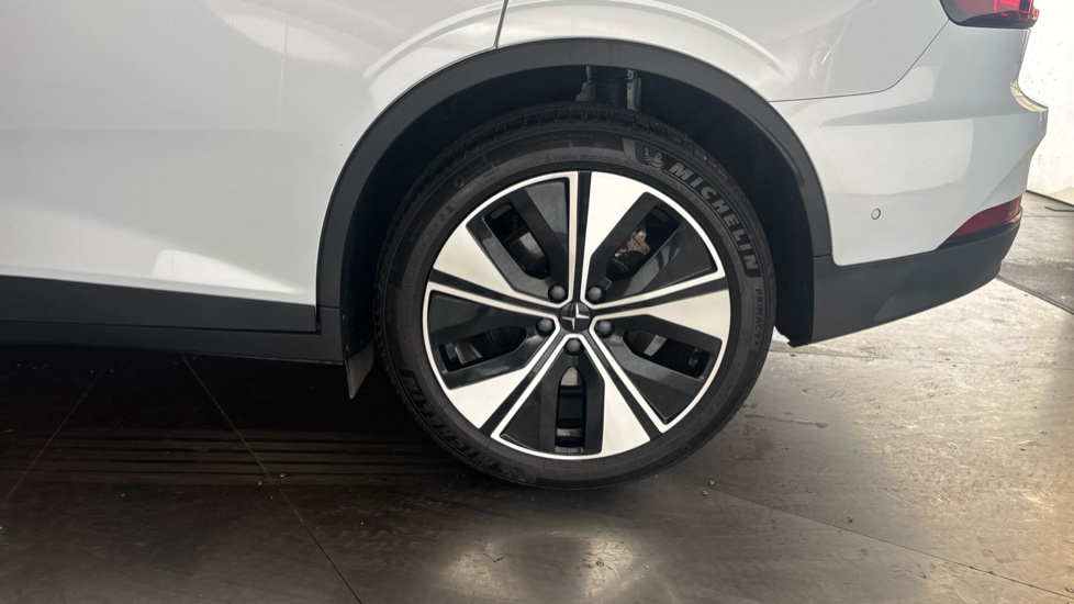 POLESTAR 2 Image 18