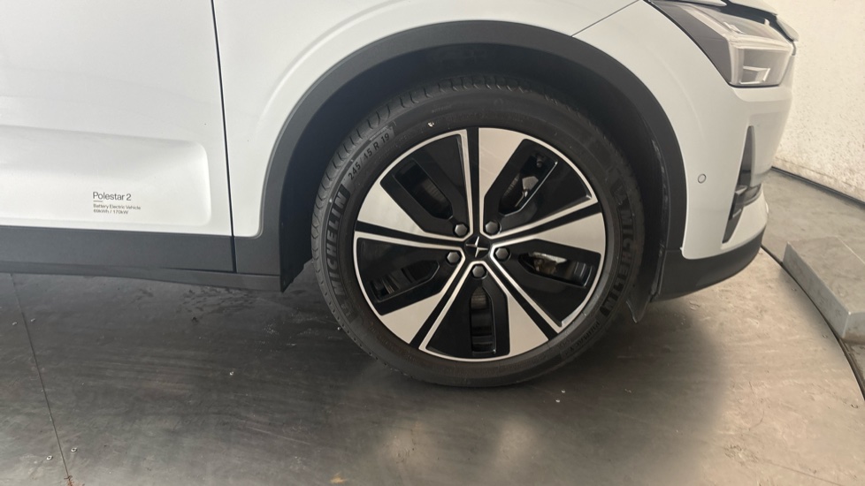 POLESTAR 2 Image 20