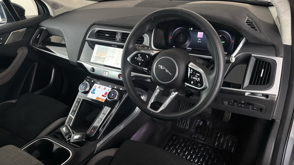 JAGUAR I-PACE Image 9