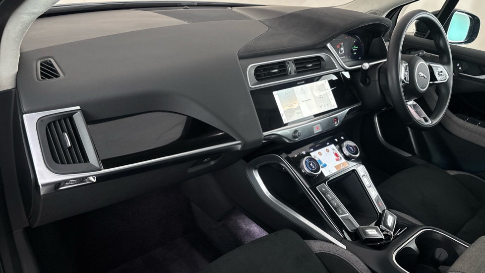 JAGUAR I-PACE Image 10