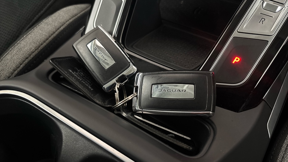 JAGUAR I-PACE 2 keys available