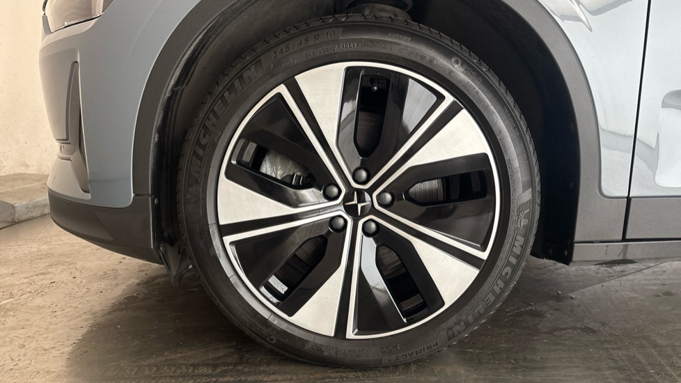 POLESTAR 2 Image 17