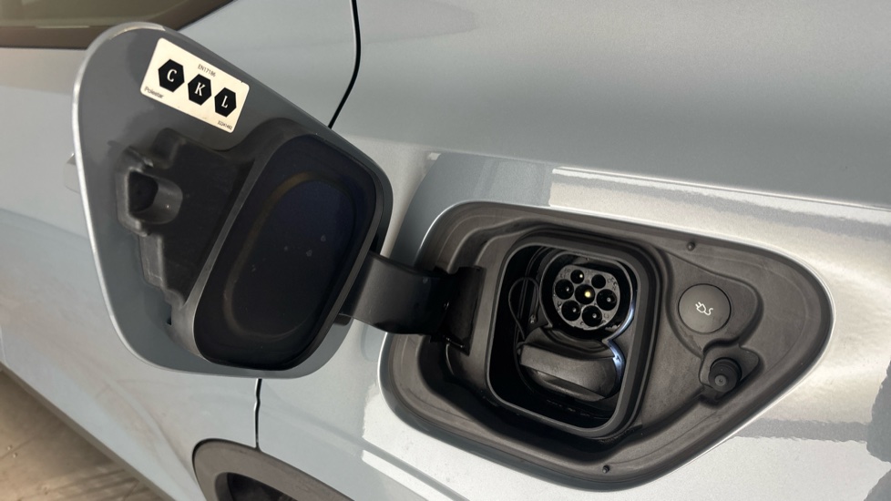 POLESTAR 2 Image 21