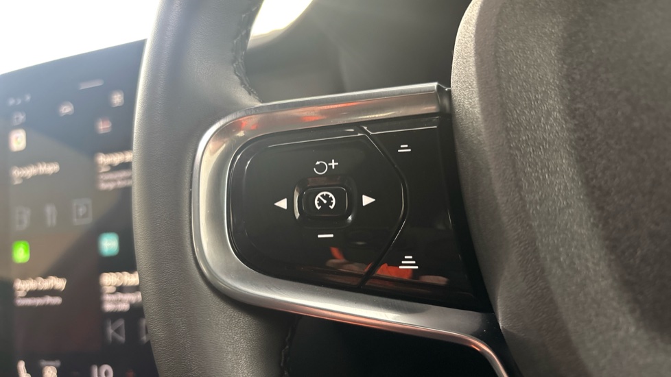 POLESTAR 2 Cruise control