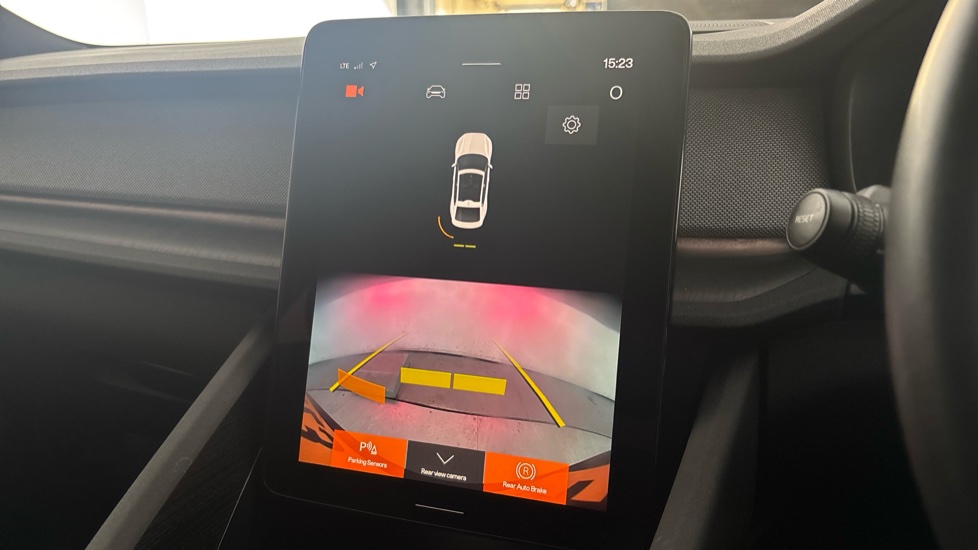 POLESTAR 2 Reverse camera