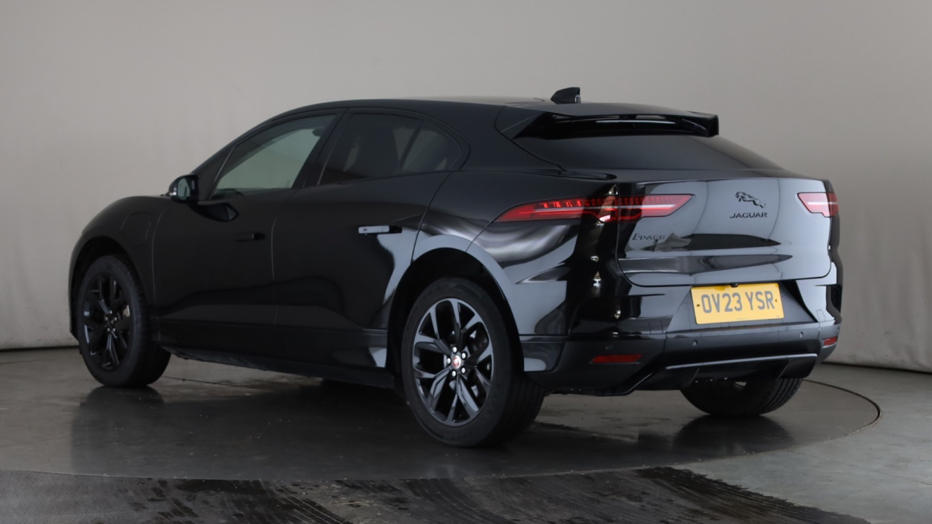 294kW EV400 HSE Black 90kWh 5dr Auto [11kW Charger [2023]