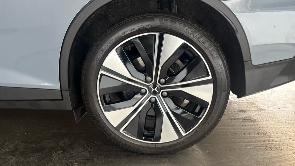 POLESTAR 2 Image 18
