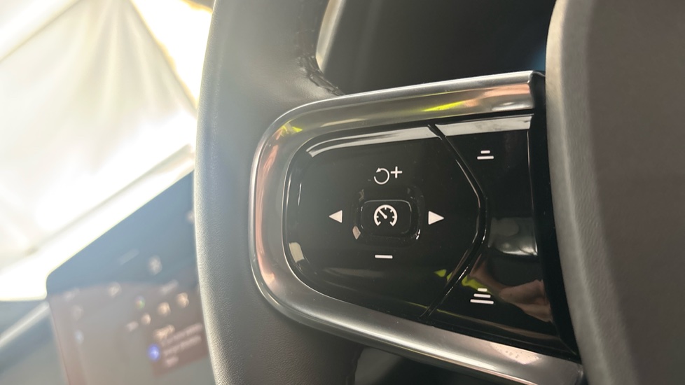 POLESTAR 2 cruise control