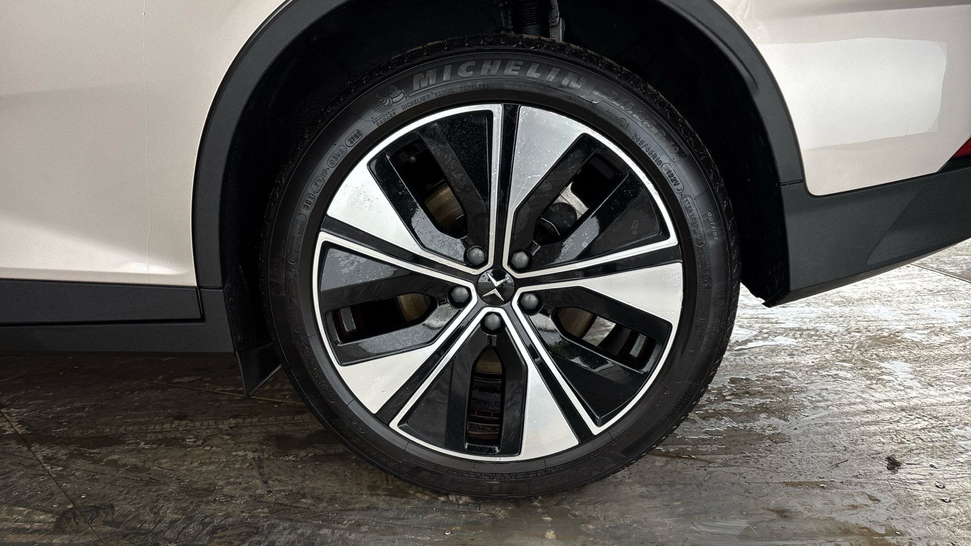 4027775 170kW 78kWh Long Range Single motor 5dr Auto