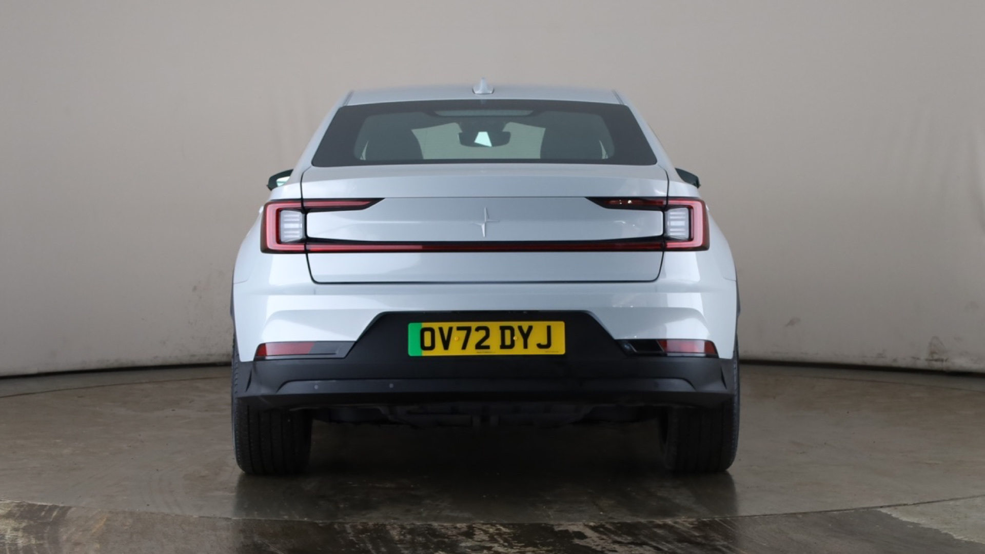 4020876 170kW 69kWh Standard Range Single motor 5dr Auto