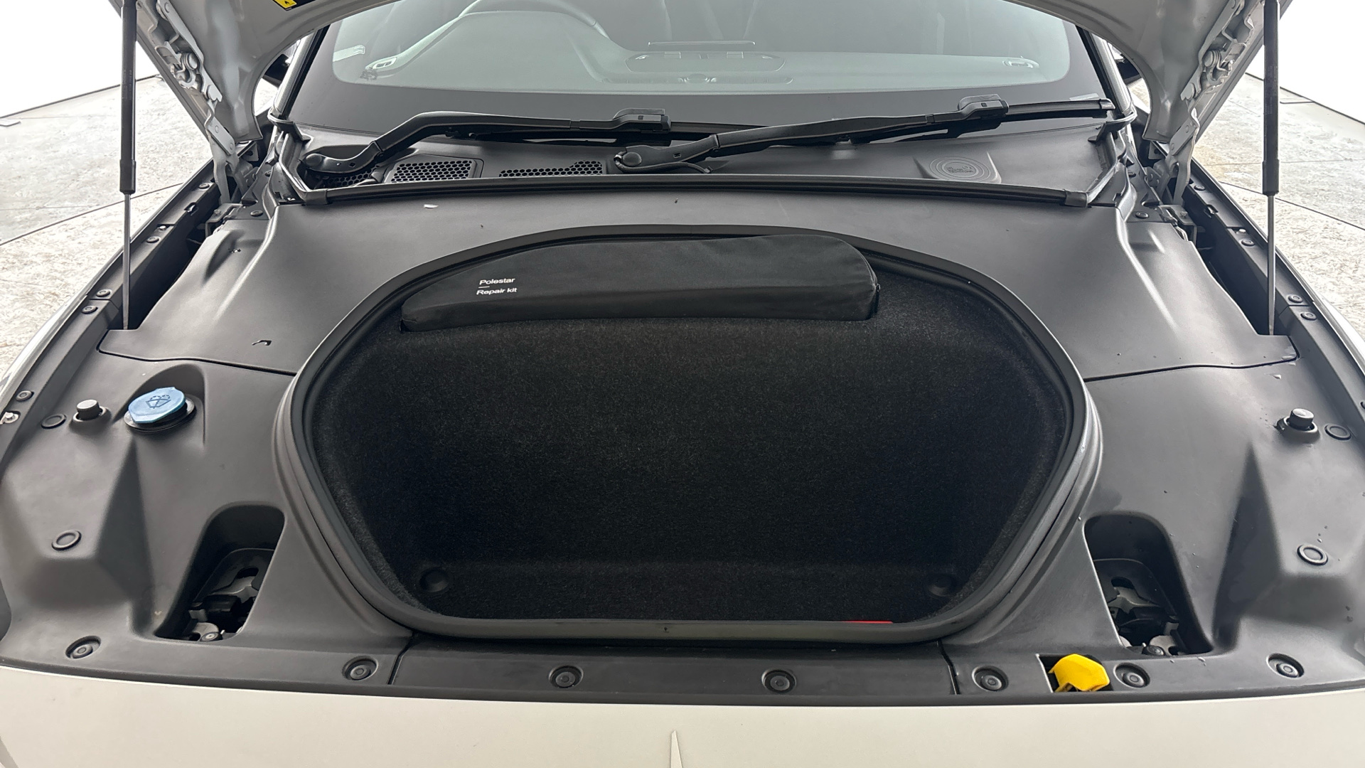 4020876 170kW 69kWh Standard Range Single motor 5dr Auto